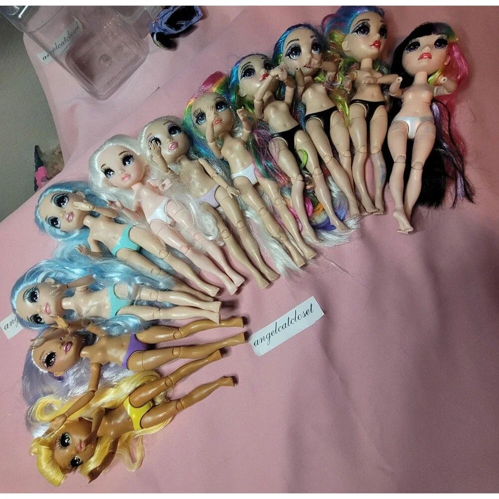 Rainbow High Doll Lot of 11 Amaya Gabriela Sunny Toys 1/6 MGA Used Toy Dolls Y2K